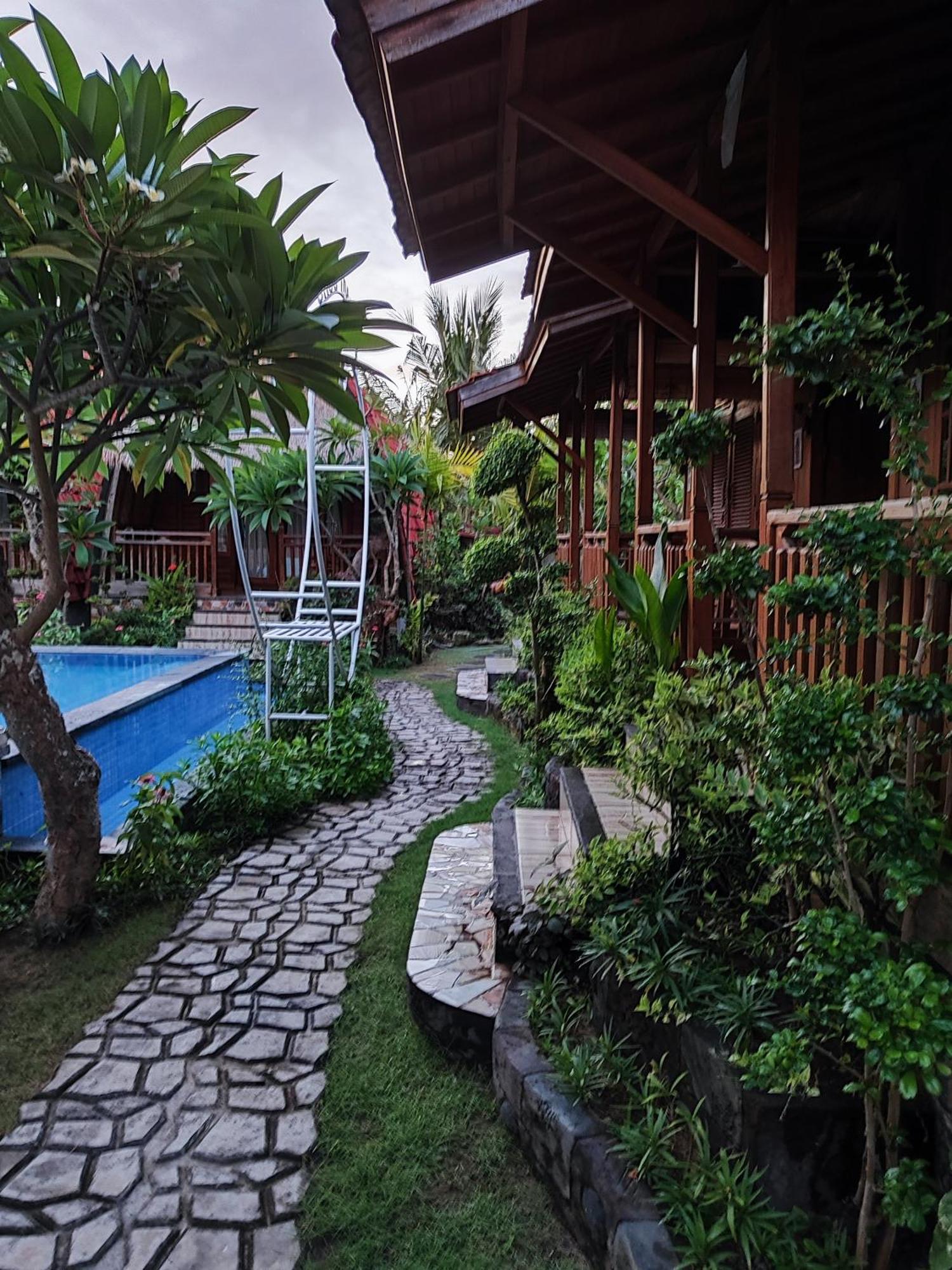 Grand Cory Hotel Batununggul Exterior photo